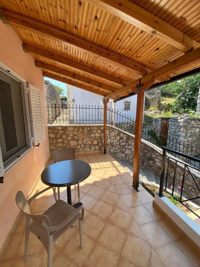Вилла Gkoros House Old Town Химара Экстерьер фото