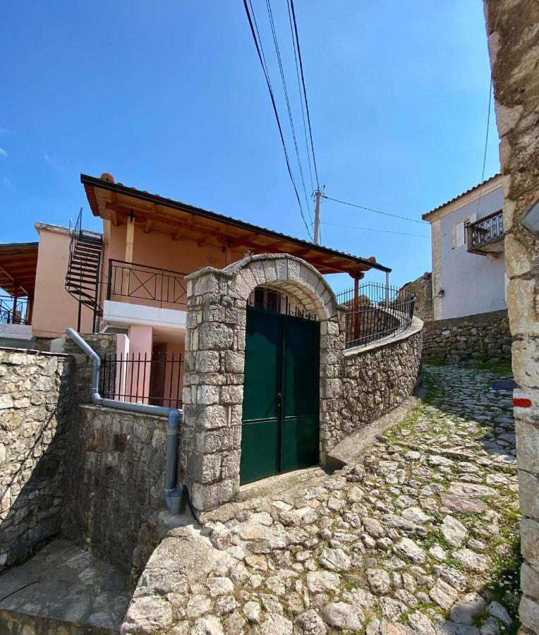 Вилла Gkoros House Old Town Химара Экстерьер фото
